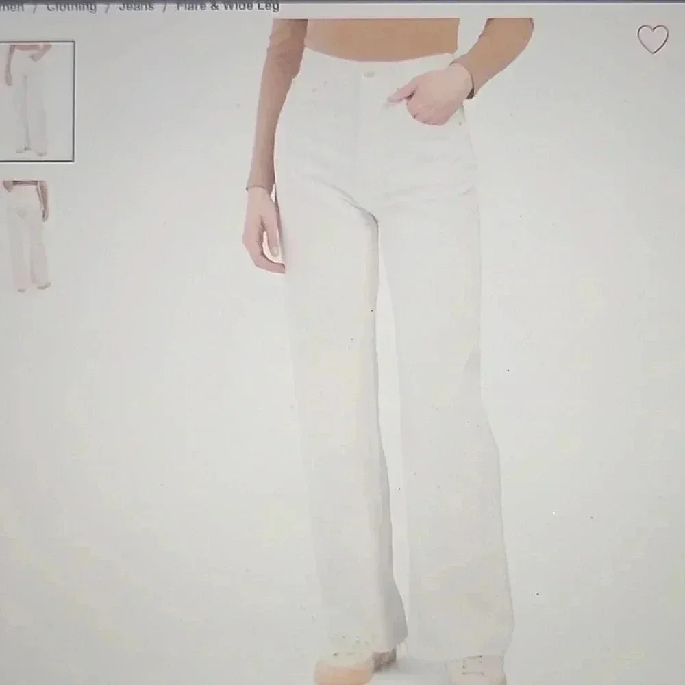 TRIARCHY HIGH RISE WIDE LEG JEANS SIZE 27